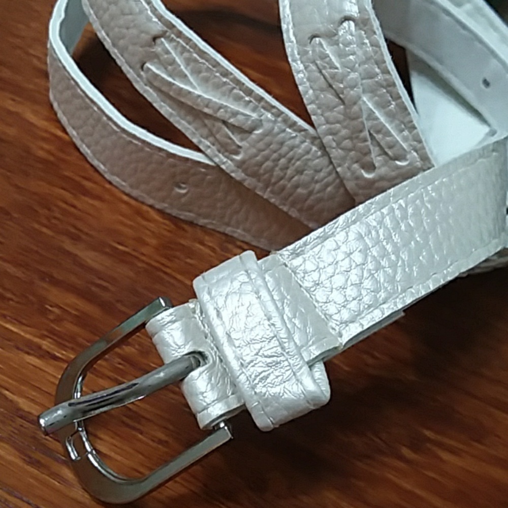 Shanghai White Skinny Belt